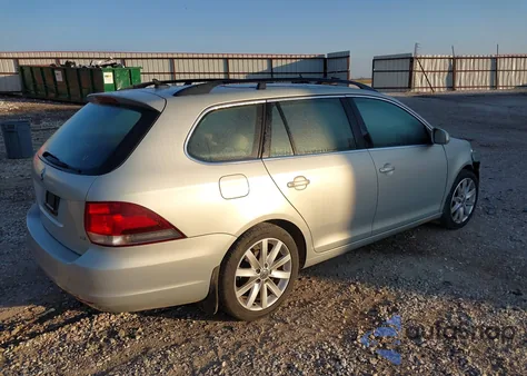 2010 Volkswagen Jetta Tdi из США, поврежденный, VIN 3VWTL8AJ0AM638111